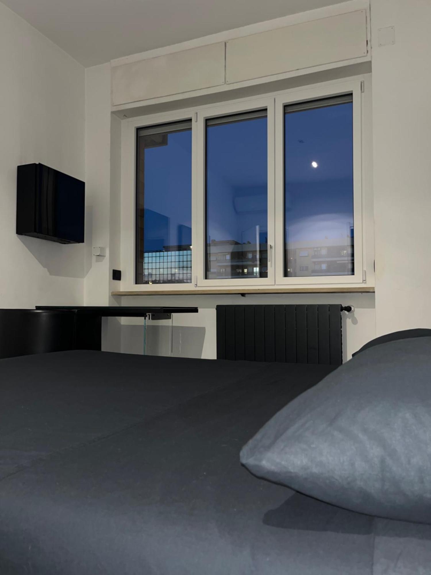 Cinecitta Luxury Guest House Рим Екстер'єр фото